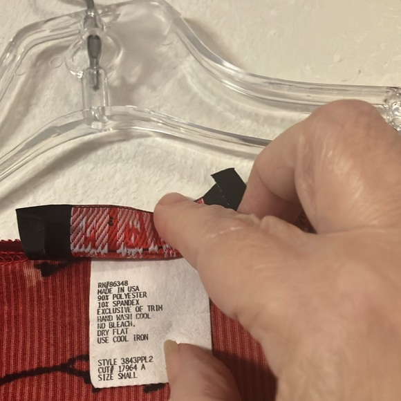 FINAL MARKDOWN Christina hope stretch velvet top petite small - Picture 4 of 4